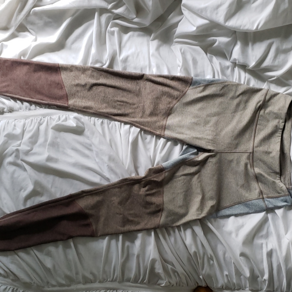 Outdoor Voices legging